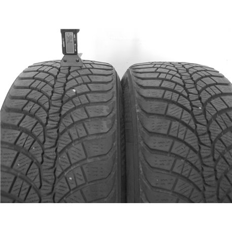 Použité-Pneu-Bazar - 215/55 R17 KUMHO WINTER CRAFT WP71